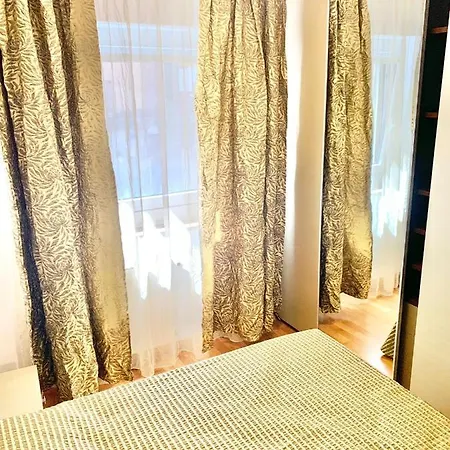 Garibaldi Loft House